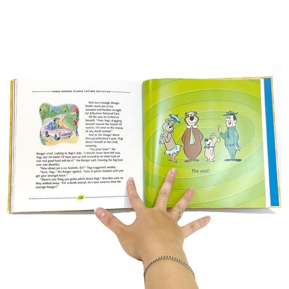 Hanna Barbera Classic Cartoon Collection Hardcover Book Scooby Doo Flintstones - Picture 5 of 10